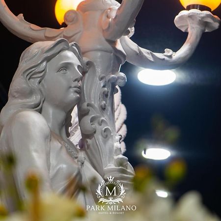 Park Milano Hotel İzmir Buitenkant foto