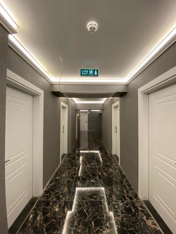 Park Milano Hotel İzmir Buitenkant foto
